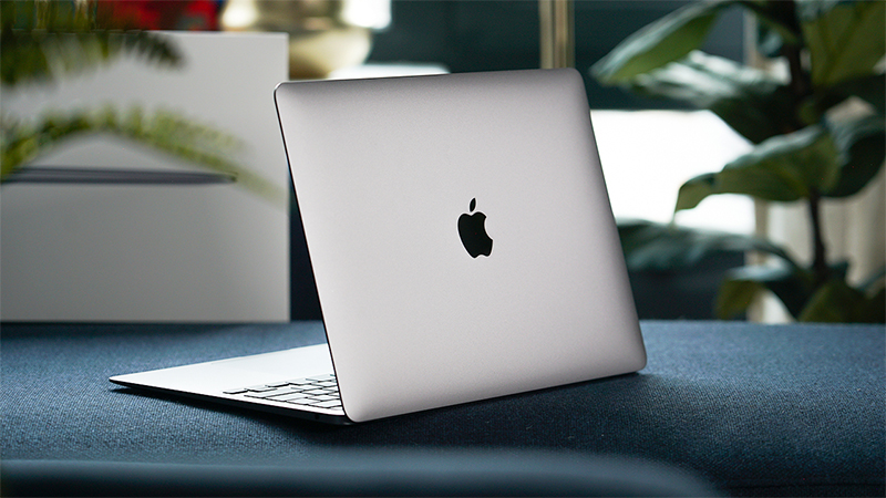 MacBook Air M1 2020 đang c&oacute; gi&aacute; tốt